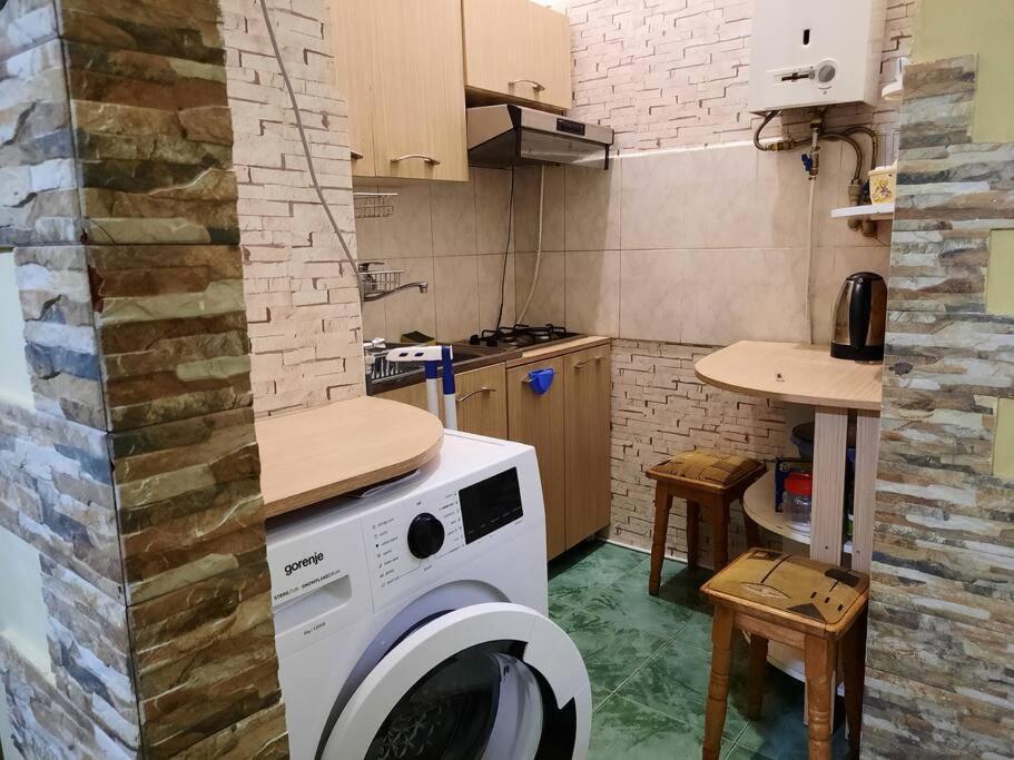 Nataly Apartament-Old Tbilisi Center Extérieur photo
